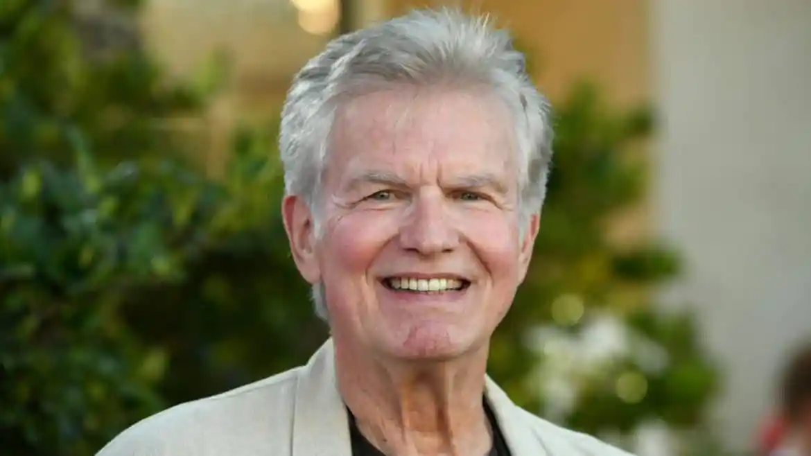 Kent McCord: Life, Career, Family, and Where He Is Today AHR0cHM6Ly9jZG4uYW1vbWFtYS5jb20vMTY0NmUxNzU5NWU0NjIwMjgzYWUwODQ3NzYyMTI3NzUuanBlZz93aWR0aD01OTMzJmhlaWdodD0zODg5 1170x658 1